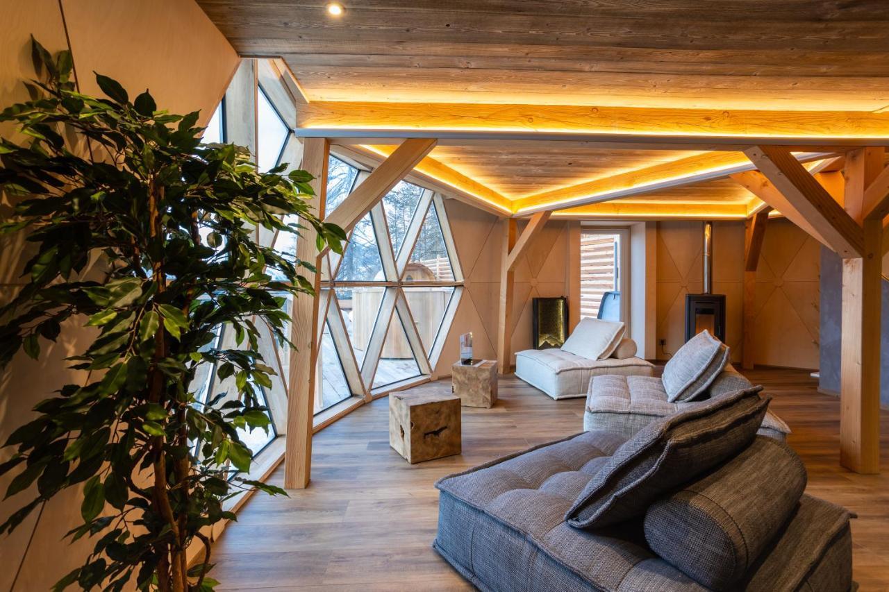 Alpin D'home & Hotel 3*